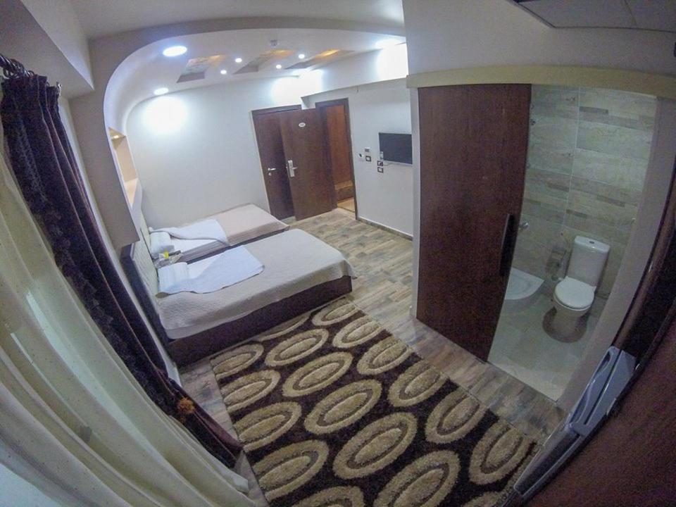 Отель St. Marie House Асьют Экстерьер фото